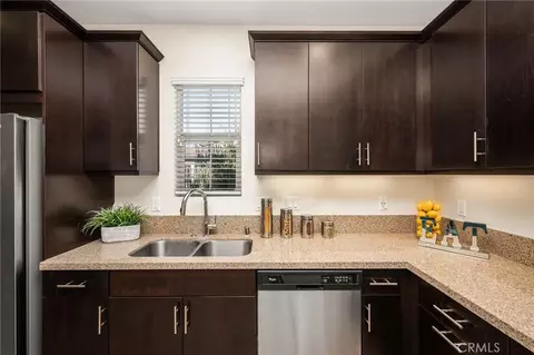 Kitchen - 1414 El Paseo, Foothill Ranch, CA 92610 photo 4 of 4