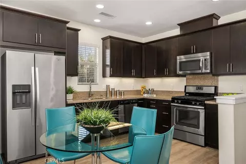 Kitchen - 1414 El Paseo, Foothill Ranch, CA 92610 photo 2 of 4