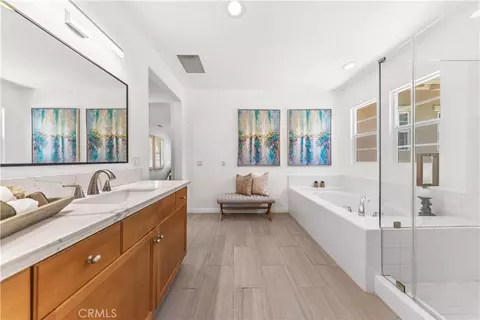 Bath - 97 Canopy, Irvine, CA 92603 photo 8 of 8