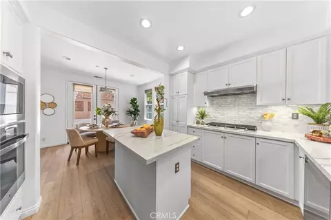 Kitchen - 97 Canopy, Irvine, CA 92603 photo 5 of 6