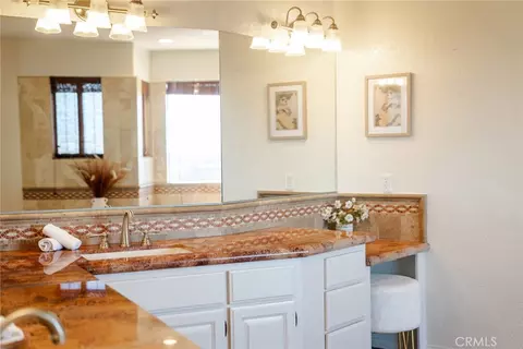 Bath - 2323 Wilt, Fallbrook, CA 92028 photo 4 of 5