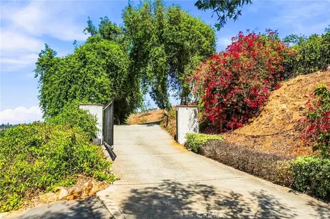 Exterior - 2323 Wilt, Fallbrook, CA 92028 photo 5 of 21