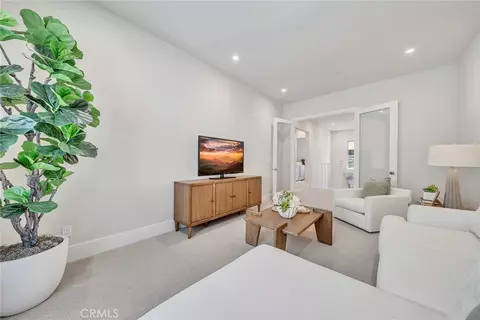 Living - 207 Pinnacle, Irvine, CA 92602 photo 2 of 2
