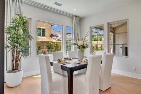 Dining - 207 Pinnacle, Irvine, CA 92602 photo 1 of 2
