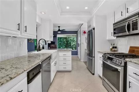 27871 Esporlas #27, Mission Viejo, CA 92692