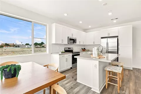 Kitchen - 3306 S Ruby Paseo, Ontario, CA 91761 photo 2 of 4