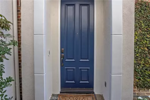 Entry Way - 5950 Waterfront Pl, Long Beach, CA 90803 photo 5 of 5