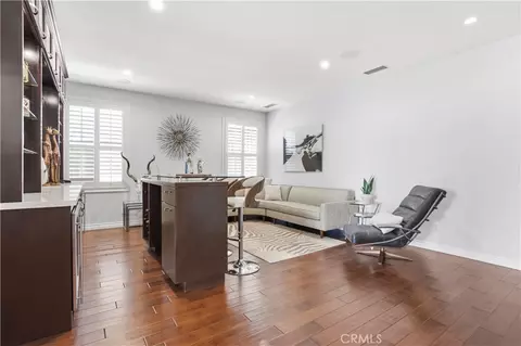 Living - 5950 Waterfront Pl, Long Beach, CA 90803 photo 2 of 2