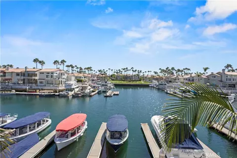View/Area - 5950 Waterfront Pl, Long Beach, CA 90803 photo 4 of 8