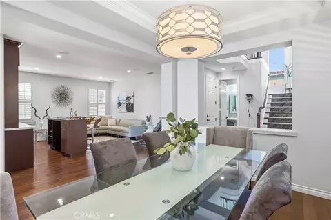 Dining - 5950 Waterfront Pl, Long Beach, CA 90803 photo 1 of 4