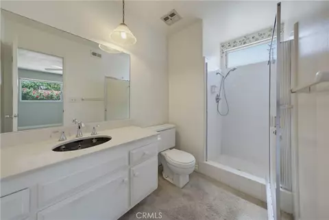 Bath - 1215 E Mardell, Orange, CA 92866 photo 4 of 5
