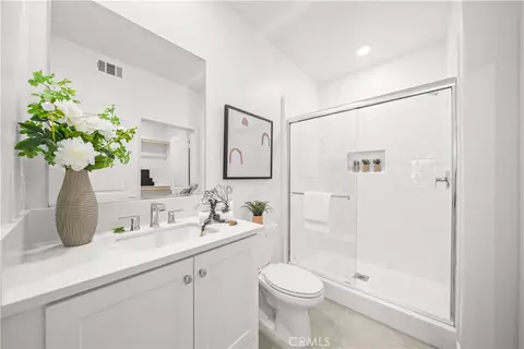 Bath - 271 Lynx, Irvine, CA 92618 photo 1 of 5