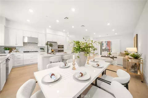 Dining - 271 Lynx, Irvine, CA 92618 photo 2 of 3
