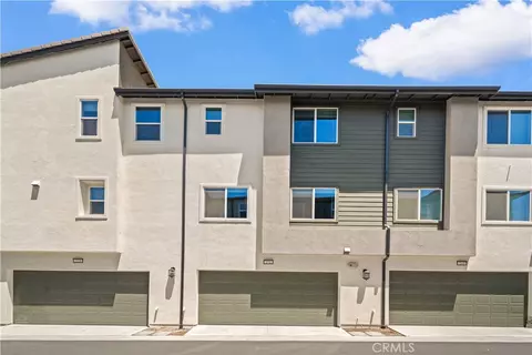 Exterior - 271 Lynx, Irvine, CA 92618 photo 6 of 7