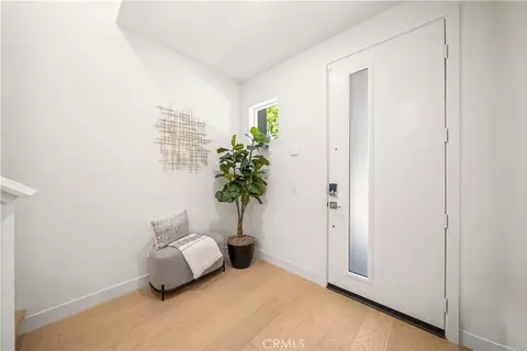 Entry Way - 271 Lynx, Irvine, CA 92618 photo 2 of 5