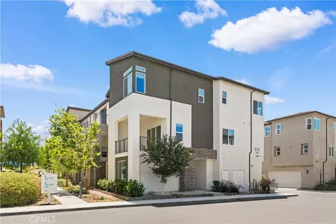 Exterior - 271 Lynx, Irvine, CA 92618 photo 5 of 7