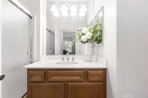 Bath - 229 Dewdrop, Irvine, CA 92603 photo 1 of 2