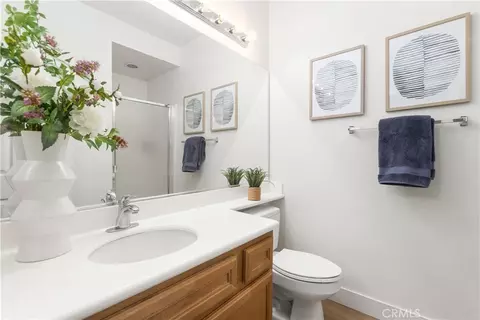 Bath - 229 Dewdrop, Irvine, CA 92603 photo 2 of 2