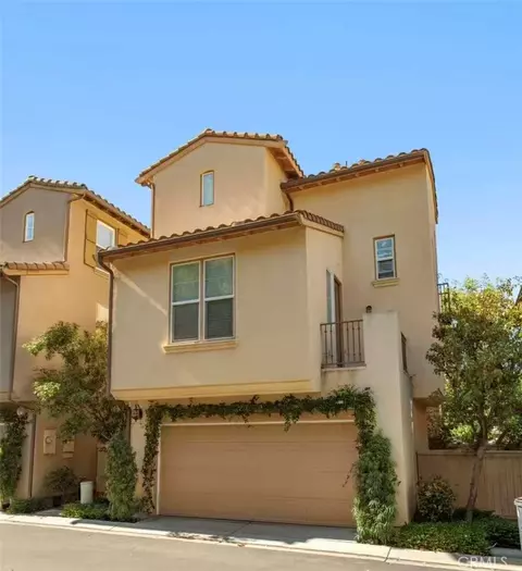 Exterior - 12 Tall Oak, Irvine, CA 92603 photo 2 of 8