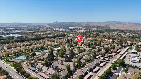 View/Area - 44 Tangelo #298, Irvine, CA 92618 photo 5 of 9