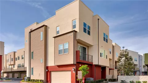 1669 W Lincoln Ave #102, Anaheim, CA 92801