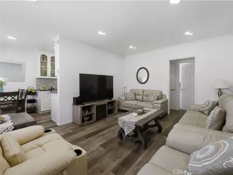 Living - 308 E Maple #5, Glendale, CA 91205 photo 2 of 3