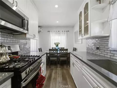 Kitchen - 308 E Maple #5, Glendale, CA 91205 photo 3 of 3