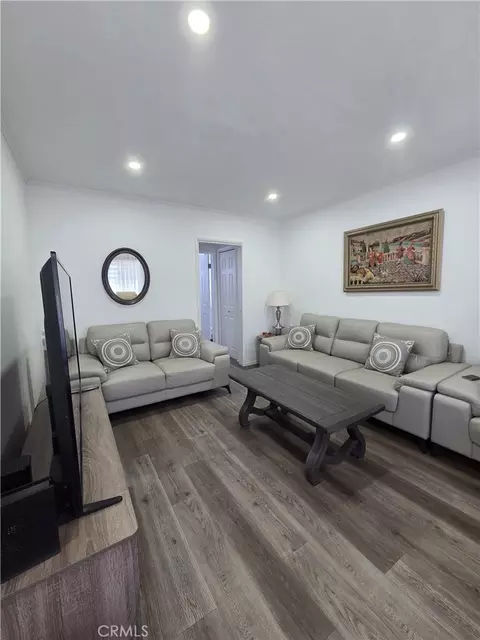 308 E Maple, Glendale, CA 91205 photo 5