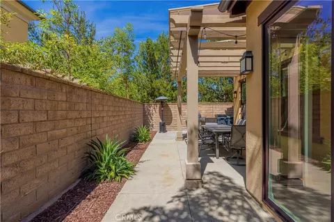 Exterior - 259 Rodeo, Irvine, CA 92602 photo 8 of 9
