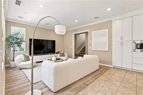 Living - 259 Rodeo, Irvine, CA 92602 photo 2 of 2