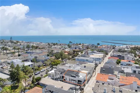 321 Larkspur Ave #1/2, Corona Del Mar, CA 92625