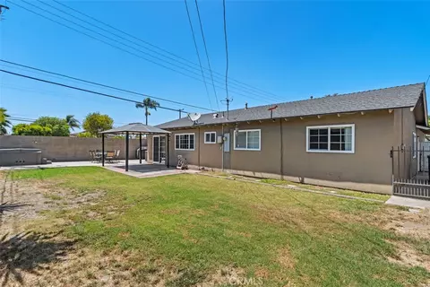 Exterior - 6502 Edgemont, Huntington Beach, CA 92647 photo 5 of 6