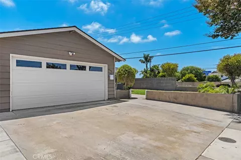 Exterior - 6502 Edgemont, Huntington Beach, CA 92647 photo 2 of 6