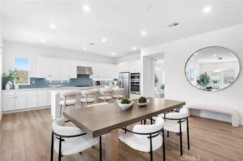 Dining - 131 Sash, Irvine, CA 92618 photo 2 of 3