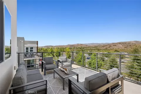 Exterior - 131 Sash, Irvine, CA 92618 photo 1 of 5