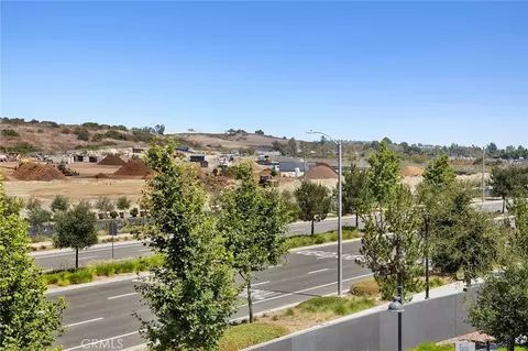 Exterior - 131 Sash, Irvine, CA 92618 photo 5 of 5