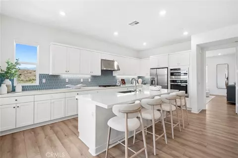 Kitchen - 131 Sash, Irvine, CA 92618 photo 2 of 4