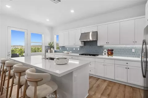 Kitchen - 131 Sash, Irvine, CA 92618 photo 4 of 4