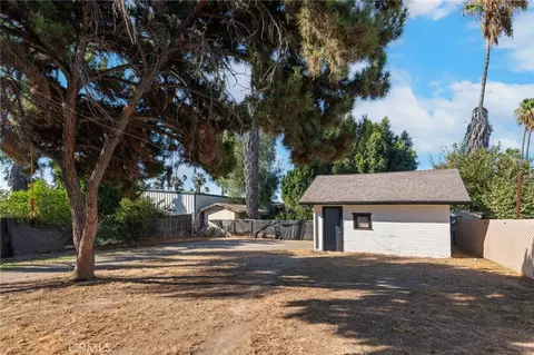 Exterior - 3029 Cridge St, Riverside, CA 92507 photo 10 of 11