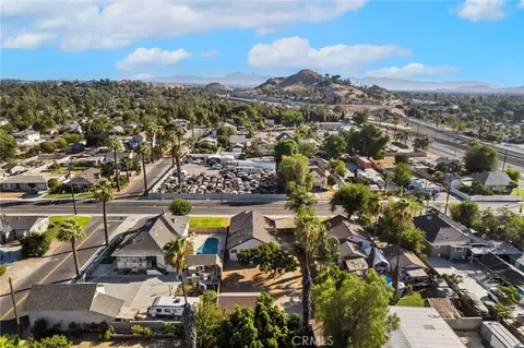 View/Area - 3029 Cridge St, Riverside, CA 92507 photo 8 of 8