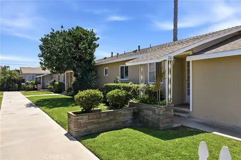 Exterior - 219 S Oak St, Orange, CA 92866 photo 4 of 13