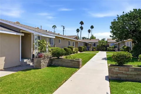 Exterior - 219 S Oak St, Orange, CA 92866 photo 3 of 13