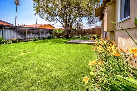 Exterior - 219 S Oak St, Orange, CA 92866 photo 9 of 13
