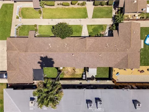 View/Area - 219 S Oak St, Orange, CA 92866 photo 9 of 10