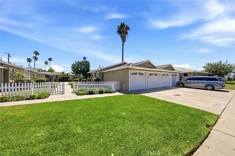 Exterior - 219 S Oak St, Orange, CA 92866 photo 1 of 13
