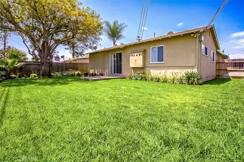 Exterior - 219 S Oak St, Orange, CA 92866 photo 8 of 13