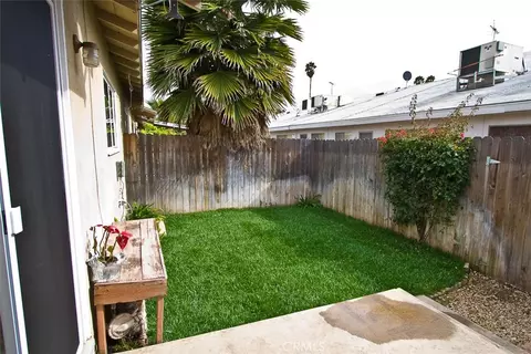 Exterior - 219 S Oak St, Orange, CA 92866 photo 7 of 13