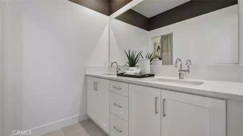 Bath - 644 Guy Turner Dr, Camarillo, CA 93010 photo 2 of 4