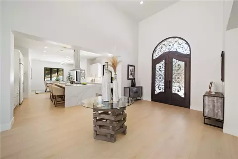 Entry Way - 2027 Via Monserate, Fallbrook, CA 92028 photo 3 of 5