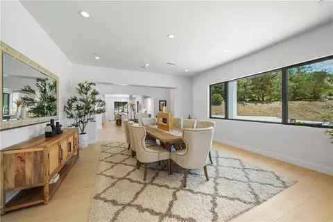 Dining - 2027 Via Monserate, Fallbrook, CA 92028 photo 2 of 5